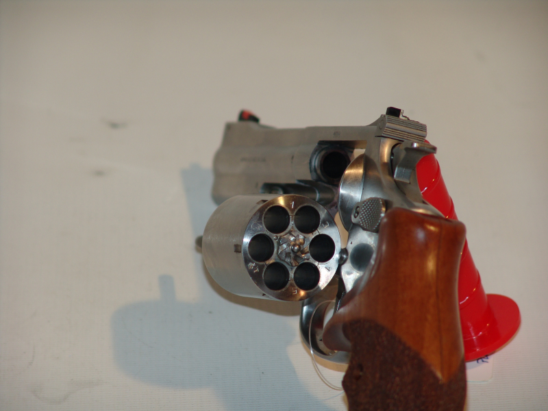 Revolver Rossi, Kaliber .357Mag, stainless, gepflegter Zustand – Bild 4