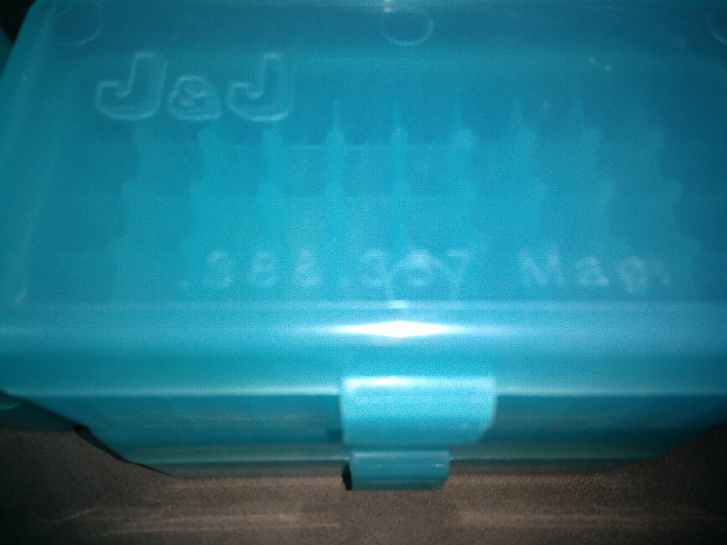 J&J bgl. MTM Boxen für 38 - 357Mag 50er Hellblau 12 gesamt – stampa 2