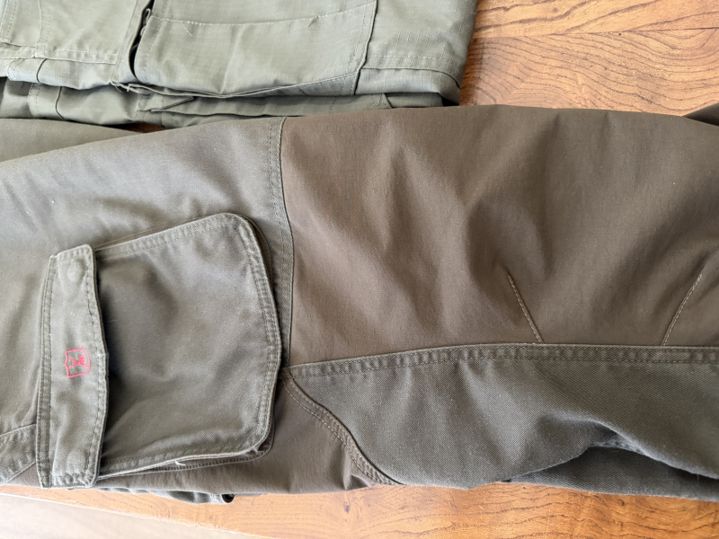 2 Jagdhose 1 ungetragen NEU Deerhunter mit Kappe USA Game Warden California Department Fish & Game – billede 6
