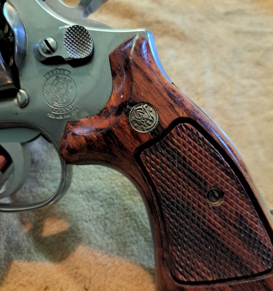 Smith & Wesson Kal. .357 MAG Modell 686 Edelstahl – Bild 4