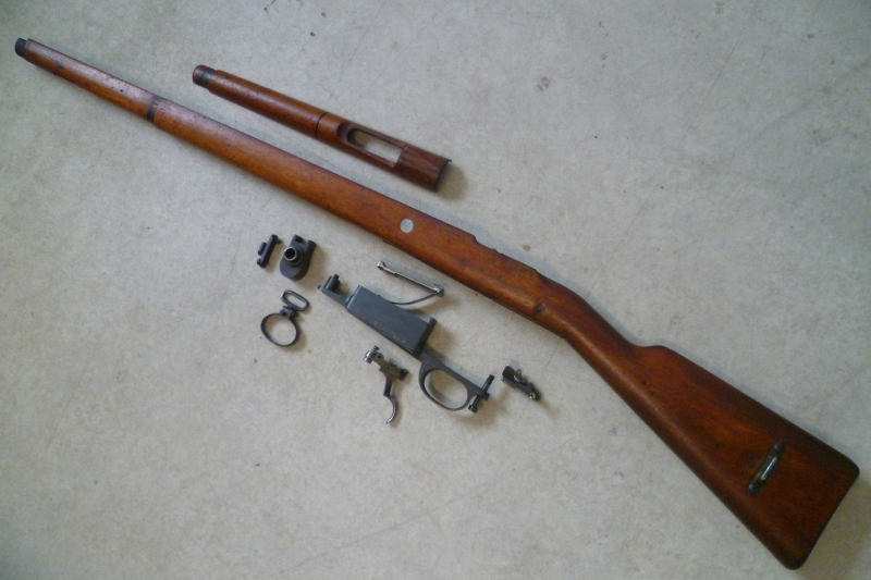Ersatzteile und Schaft DWM Modelo 1909 Argentino – Bild 1