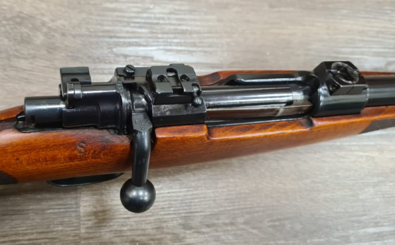 Repetierer Mauser K98 Kaliber .30-06Spr. m. Schwenkbasen – Bild 3