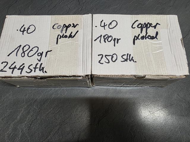 494 LOS Geschosse .40 180gr RNFP copper plated – obrázek 2