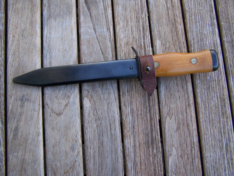 Fallschirmjäger Kampfmesser wz 55 Radom – Bild 3