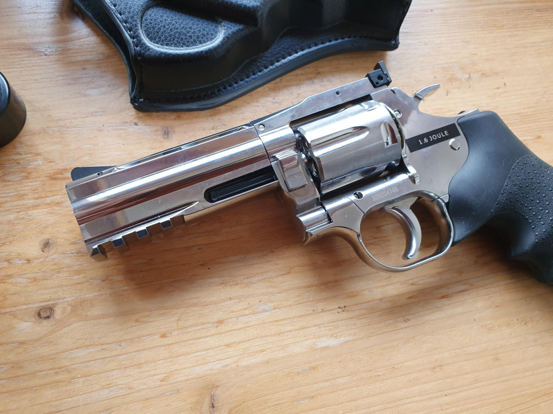 Smith & Wesson M29 6,5 Zoll CO2 + Holster + Speedloader. Neuwertig – Bild 2