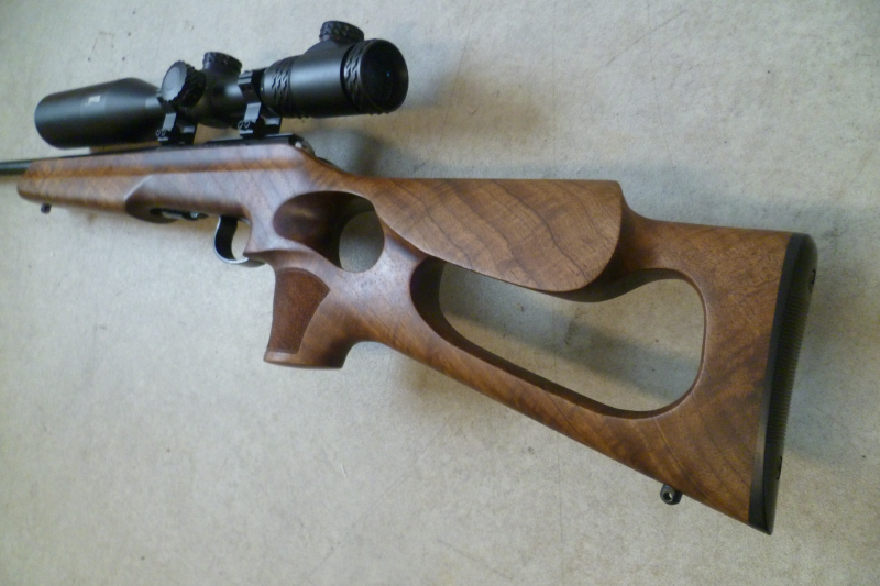 Repetierbüchse Anschütz 1416 Thumbhole .22lr. Lochschaft – stampa 2