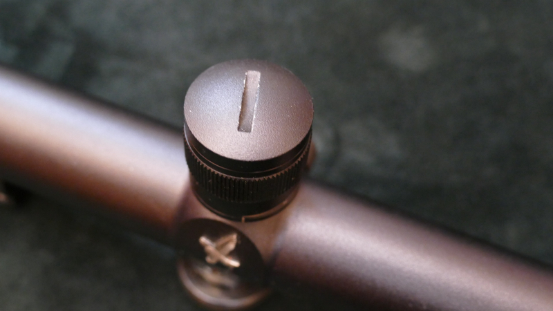 Swarovski Habicht 2,5-10x56 mit Leuchtabsehen und Montageteilen – Bild 3