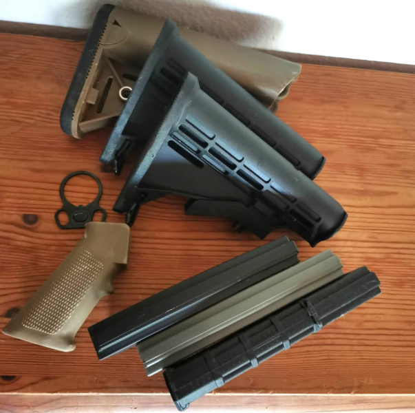 Airsoft Konvolut M4 M16 Buttstock Magazine – immagine 2