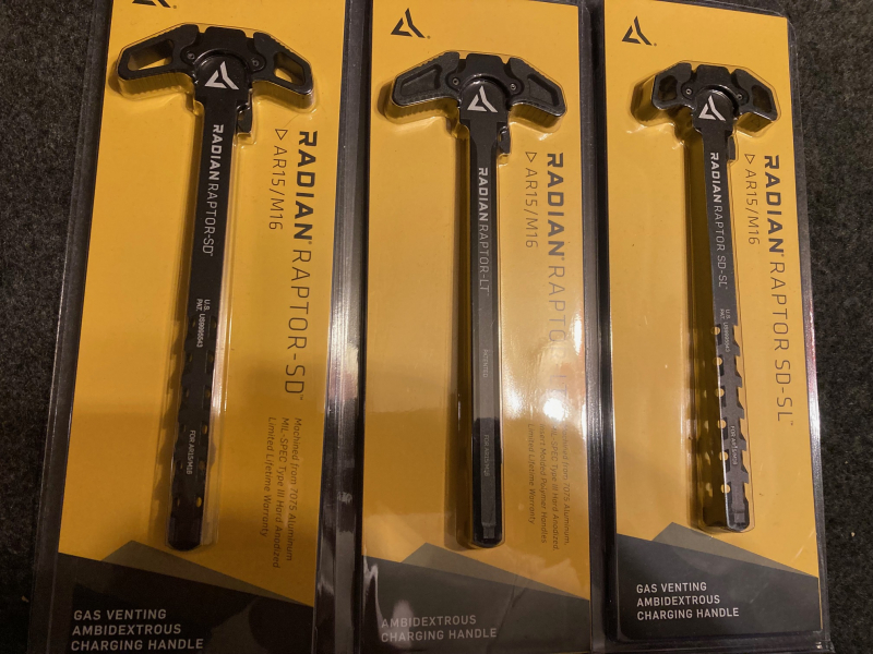 AR 15 M4 Ladehebel NEU original verpackt !!! – Bild 2