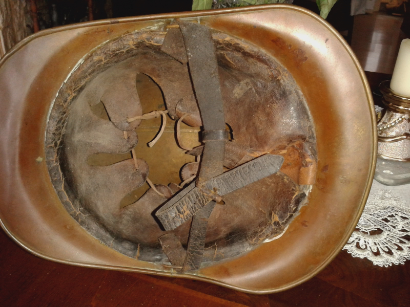 Helm – Bild 2