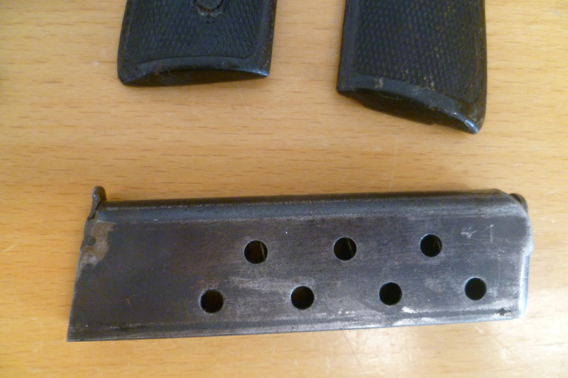 Konvolut freie Ersatzteile und Magazin Walther Modell 4 7,65 mm – Bild 3
