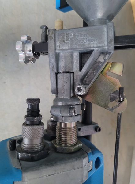 Dillon RL 550B Mehrstationenpresse – Bild 2
