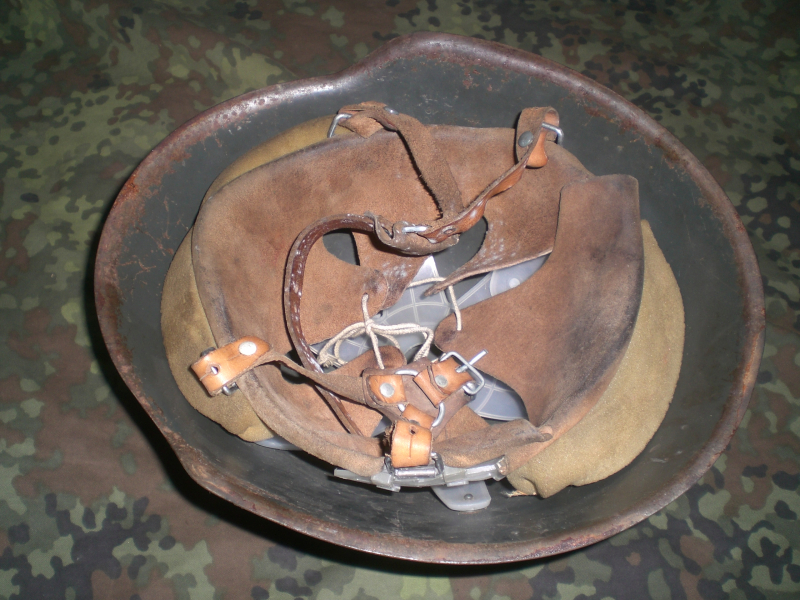 Stahlhelm M56 NVA mod. Mit Tarnbemalung Balkankrieg – billede 5