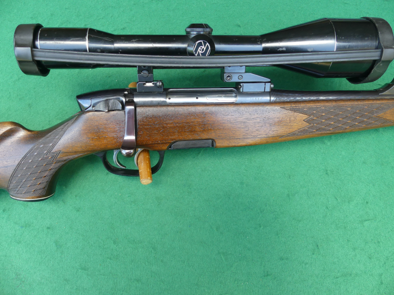 Steyr Repetier-Kurzlauf-Büchse Kal. .243 Win. neue EAW-Schwenkmontage mit Zeiss Zielfernrohr 8x56 – Bild 4