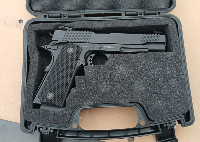Elite Force 1911 TAC Vollmetall Softair-Co2-Pistole Kaliber 6 mm BB Blowback inkl. Koffer – 2. kép