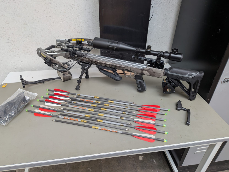 EK ARCHERY Accelerator 410 - Sniper Edition 185 lbs / 400 fps – obrázek 2