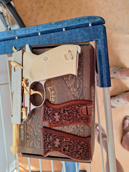 WALTHER P38 Gold, limitiert, 4,5mm Stahl Blow Back – Bild 2