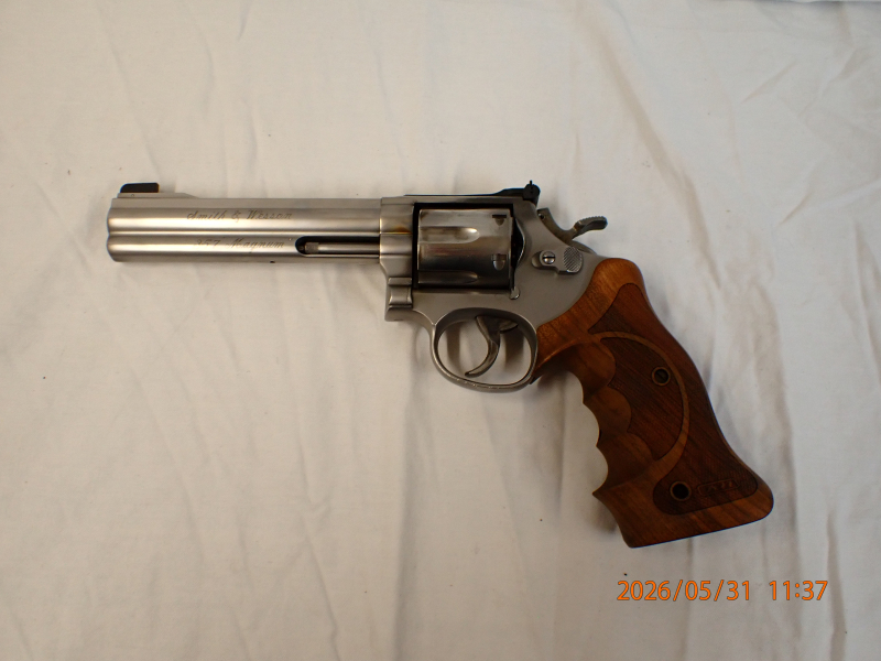 Smith & Wesson 686 Target Champion Kaliber .357Mag. – zdjęcie 2