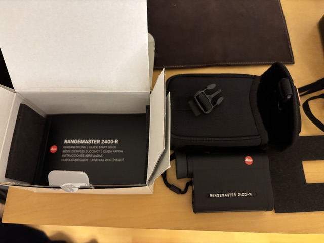 Leica Rangemaster CRF 2400-R – Präziser Premium-Laserentfernungsmesser – image 2