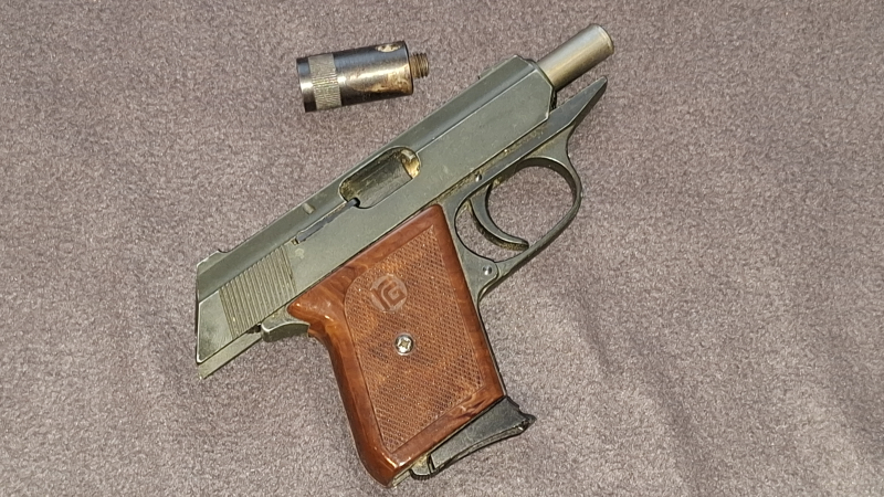 SRS-Pistole Röhm RG9 Kal.8mmK. alte PtB 413 – Bild 2