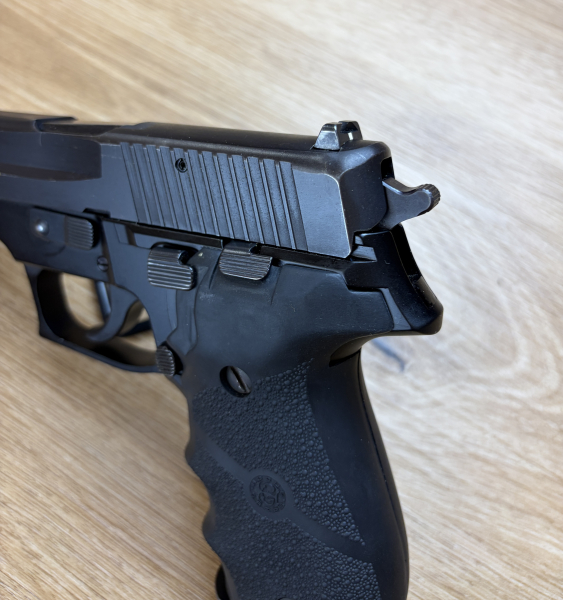 Pistole Sig Sauer P226 Kal. 9mmLuger LL 4"++Sehr guter Zustand++Waffen Haider++ – Bild 3