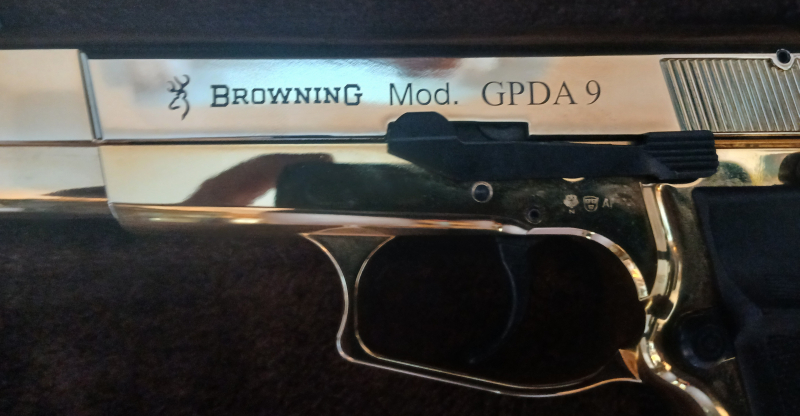 Browning gpda 9 Gold mit zwei Metalmagazinen – immagine 4