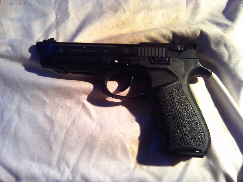 Zoraki 918 9mm P.A.K. schwarz mit 2 ersatzmagazine – Bild 3