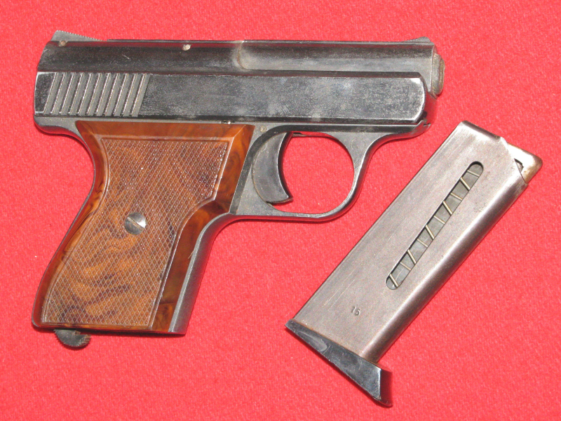 SM Rhöner Schreckschuss- Pistole, eine SM Rhöner MOD. 15 mit der PTB 83/2 in KAL. 8mm – Bild 2
