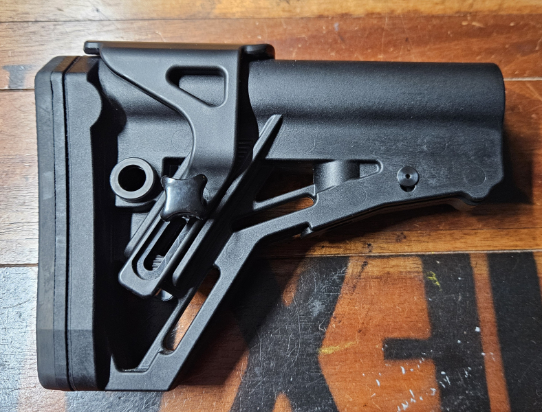 Magpul CTR Schaft schwarz mil spec. Tube – kuva 1