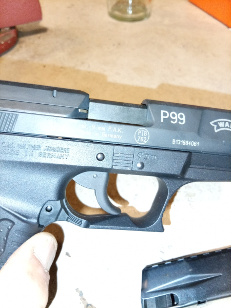 Walther P99 9mm P.A.K komplett defekt Ersatzteile – Bild 6