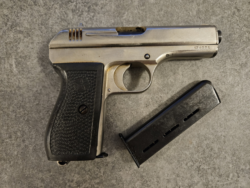 Halbautomatische Pistole Brünner Waffenwerke Pistole Modell 27 im Kaliber 7,65 mm Browning – Bild 2