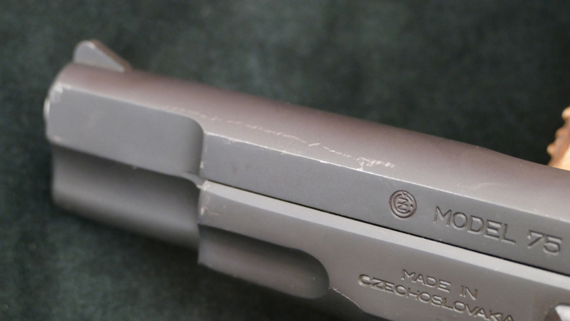 CZ75, Kal. 9mmLuger, Holzgriffschalen, guter Zustand!! – Bild 3