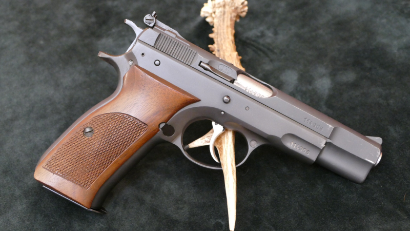 CZ75, Kal. 9mmLuger, Holzgriffschalen, guter Zustand!! – Bild 4