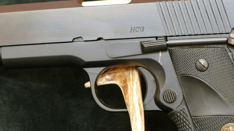 Holden Custom/Springfield 1911, Kal. .45Auto, Pachmayrgriffschalen, top Zustand!! – Bild 2