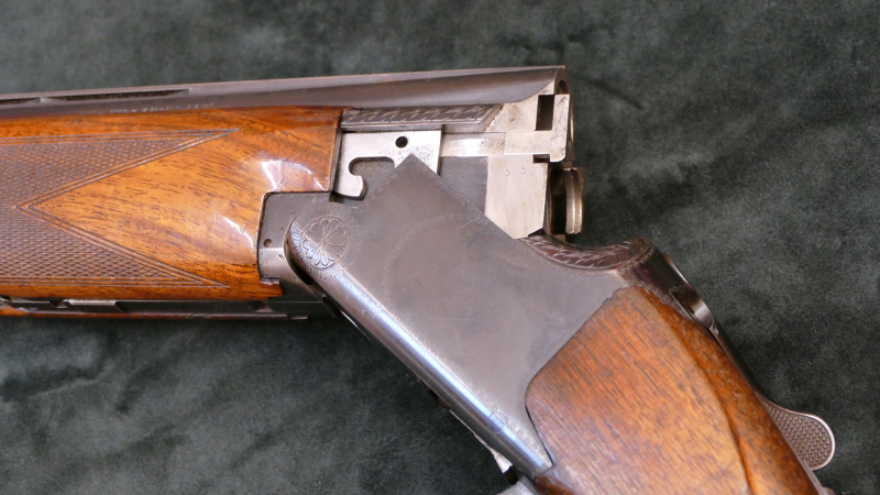 FN BDF Mod. B25 (105) A1, Kal. 12/70, Fischbauchschaft – Bild 6