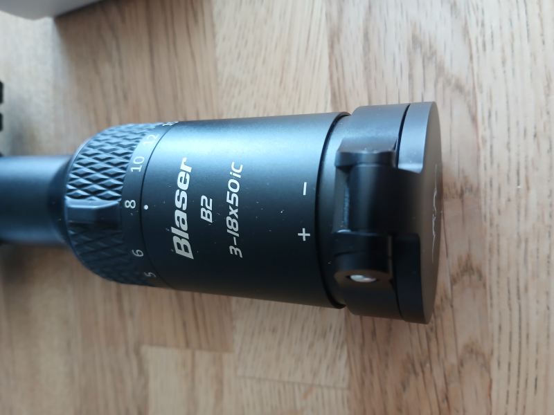 Blaser B2 3-18x50 VM Zeiss innenschiene Zielfernrohr mit Original Flipp Caps – bild 2