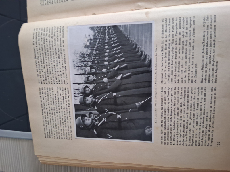 BILDER AUS DEM LEBEN DES FÜHRERS – Bild 3