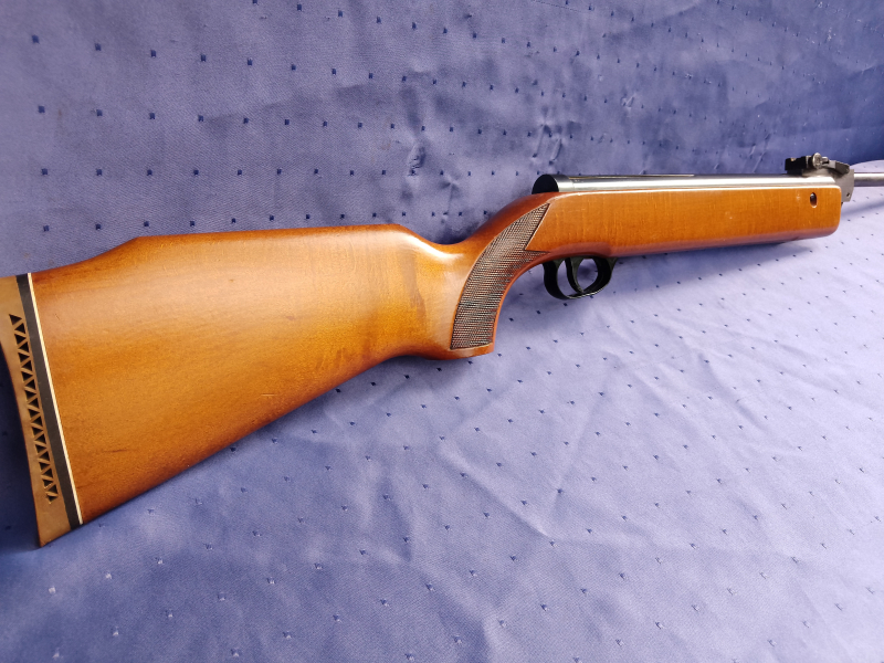 UMA Modell 61 im cal.5,5 mm **Made in Great Britain**Hersteller Milbro (Milard Brothers)** – Bild 6