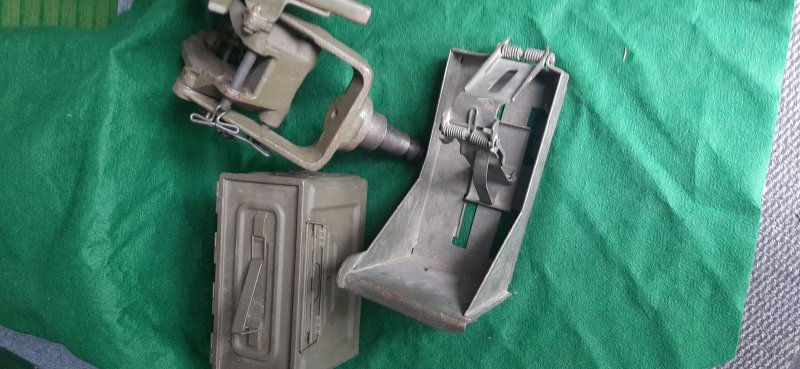 MG Halterung für Browning MG /Willys Jeep/ Sherman Tank – Bild 2