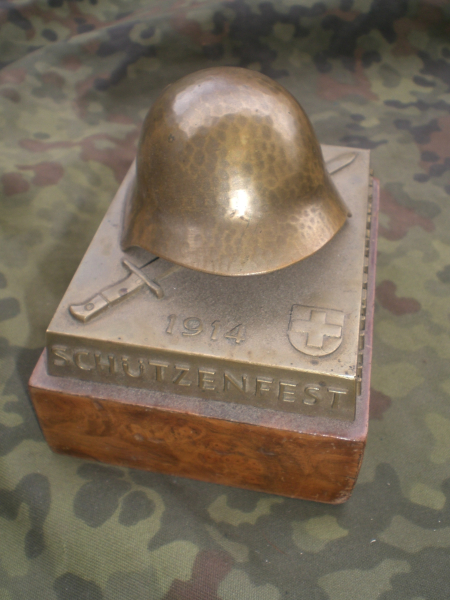 Wehrmannstich 1939 Luzern Schreibtischdeko mit Stahlhelm – Bild 2