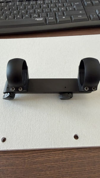 Original Blaser Sattelmontage mit Ø 30 mm Ringen – Bild 1