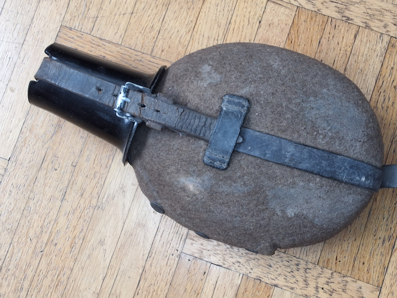 Feldflasche KCL37 orginal mit Bakelitbecher – Bild 1