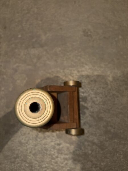Schwarzpulver-Modellkanone Messing auf Holzlafette mit Prüfzeichen – Bild 6