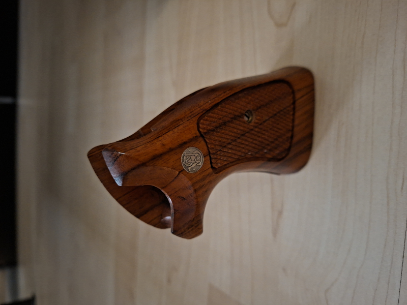 Griff Smith&Wesson 686 / L / SB orginal 1987 – imaginea 5