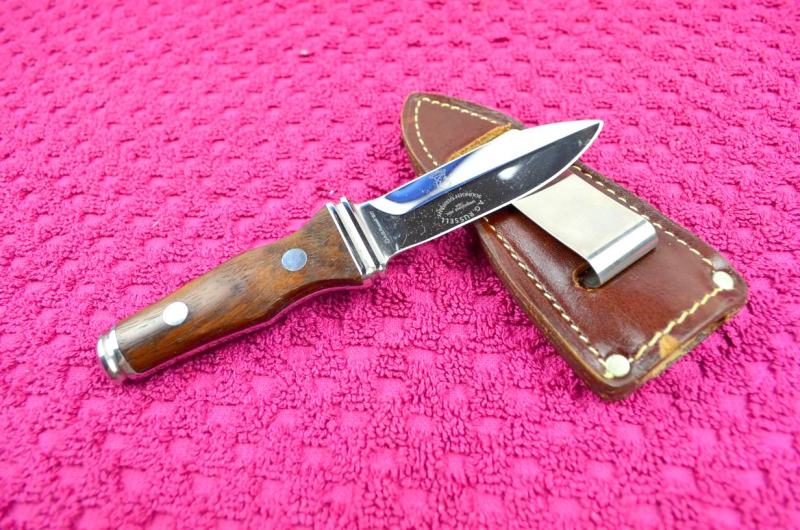 Der Klassiker!!!! Neuwertiger Othello / A.G.Russel von 1977 / kleiner Stiefeldolch – Bild 2
