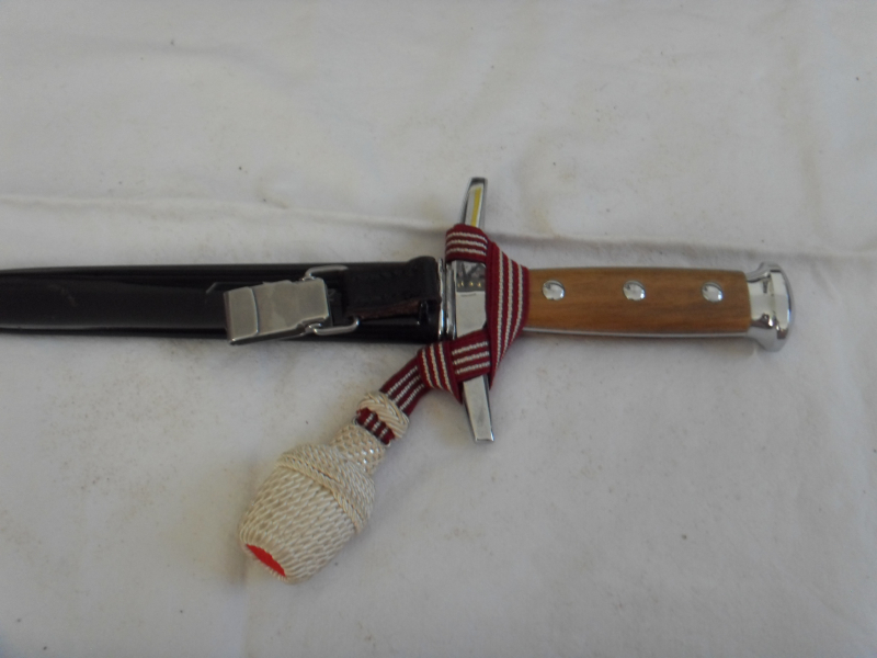 Original Schweizer Offiziersdolch VICTORINOX VICTORIA ELSENER Modell 1943 (M43) – Bild 6