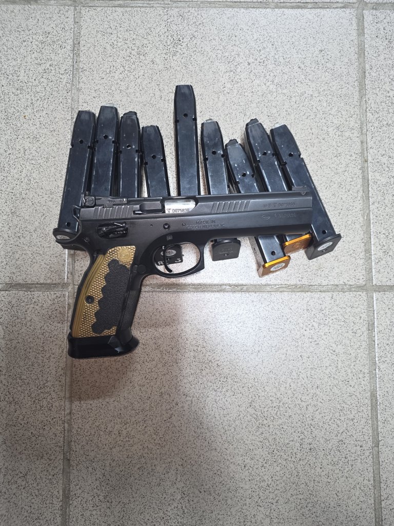 CZ TacticalSports .40S&W – Bild 1