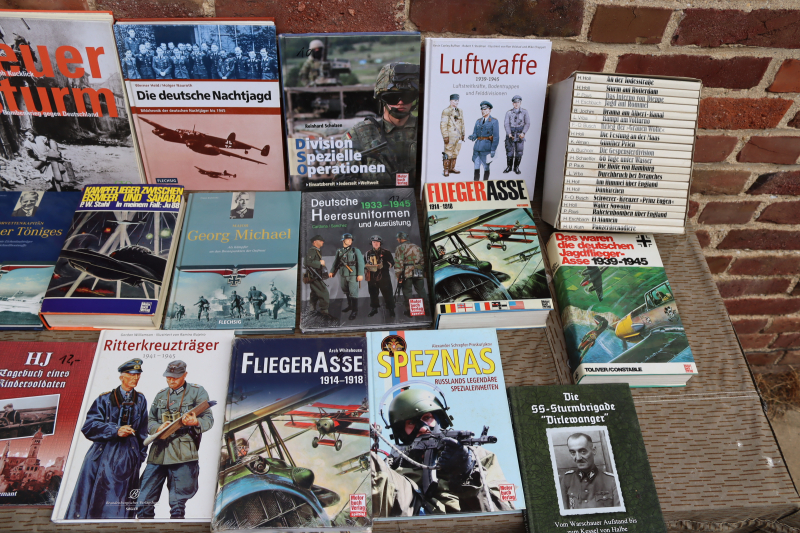 Bücher Konvolut Wehrmacht Luftwaffe 2.Weltkrieg Motorbuch – Bild 3