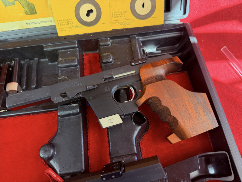 Walther GSP .22LR und Wechsellauf .32S&W, 4x Magazin, Hülsenfänger, Koffer u. Zubehör – Bild 2