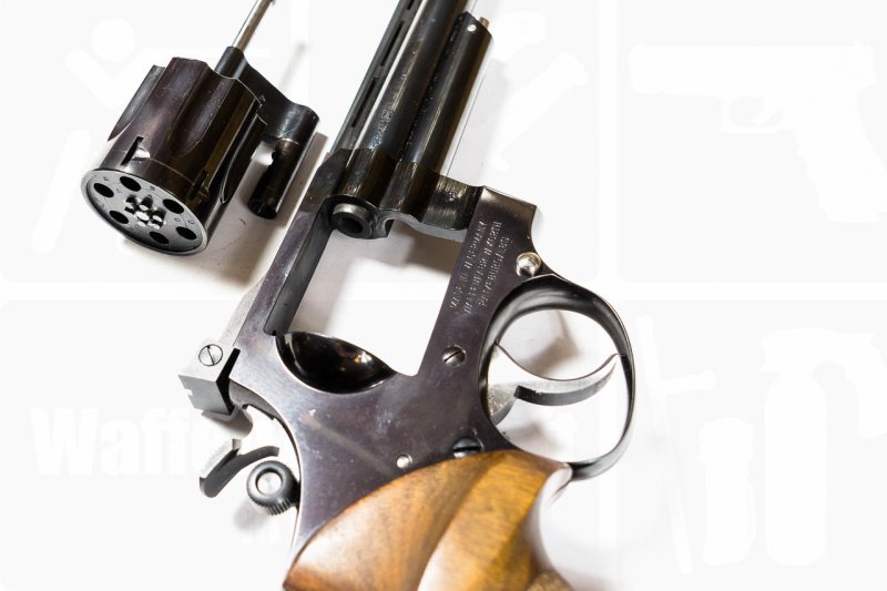 KK Revolver Korth Ratzeburg Top Kal. .22lr Linksgriff – Bild 2